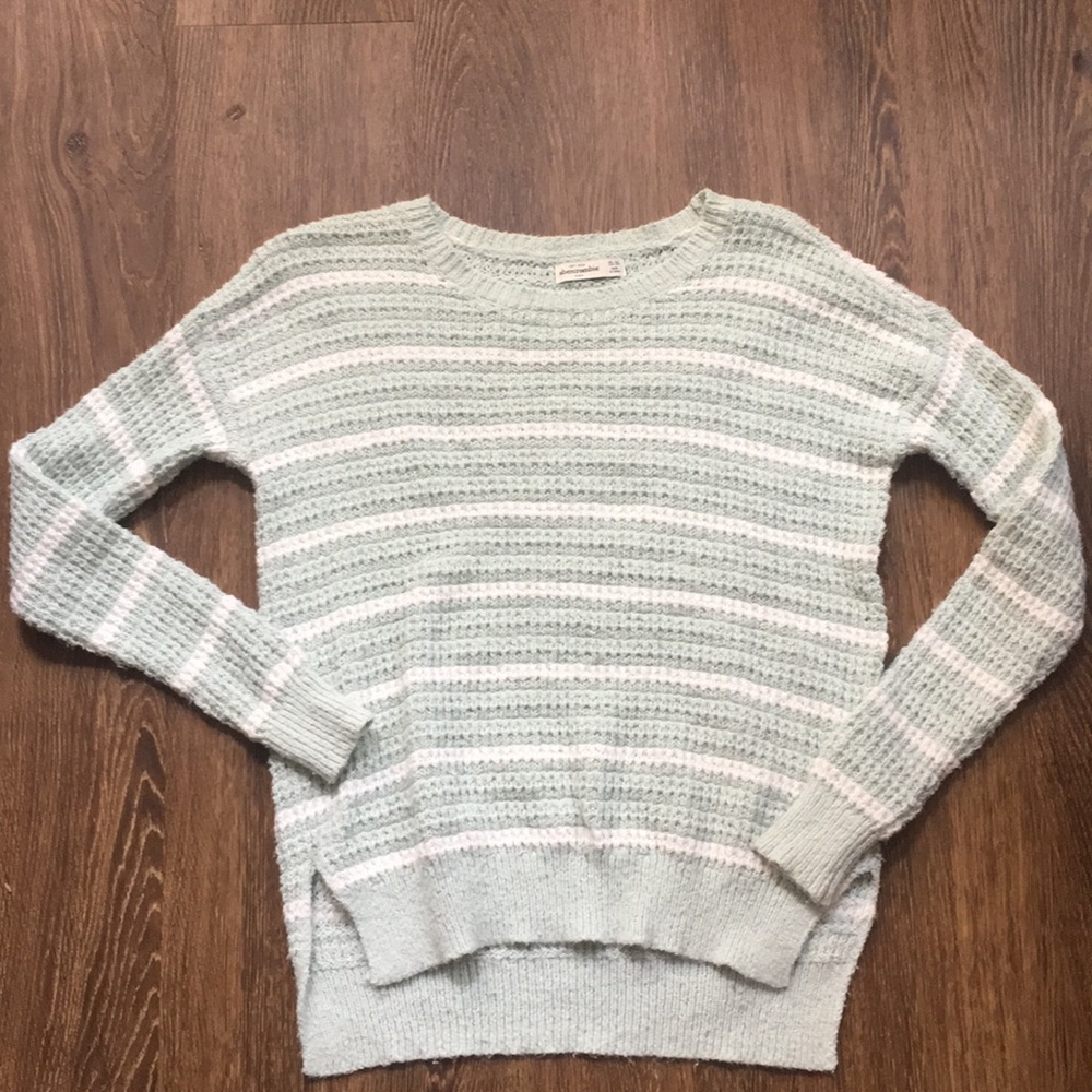 Abercrombie sweater